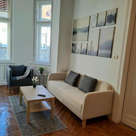 Emerald Apartment Boedapest Buitenkant foto