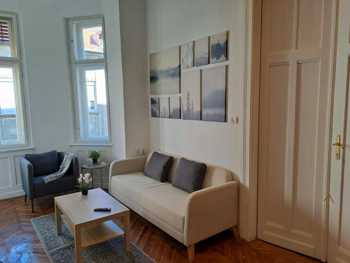 Emerald Apartment Boedapest Buitenkant foto