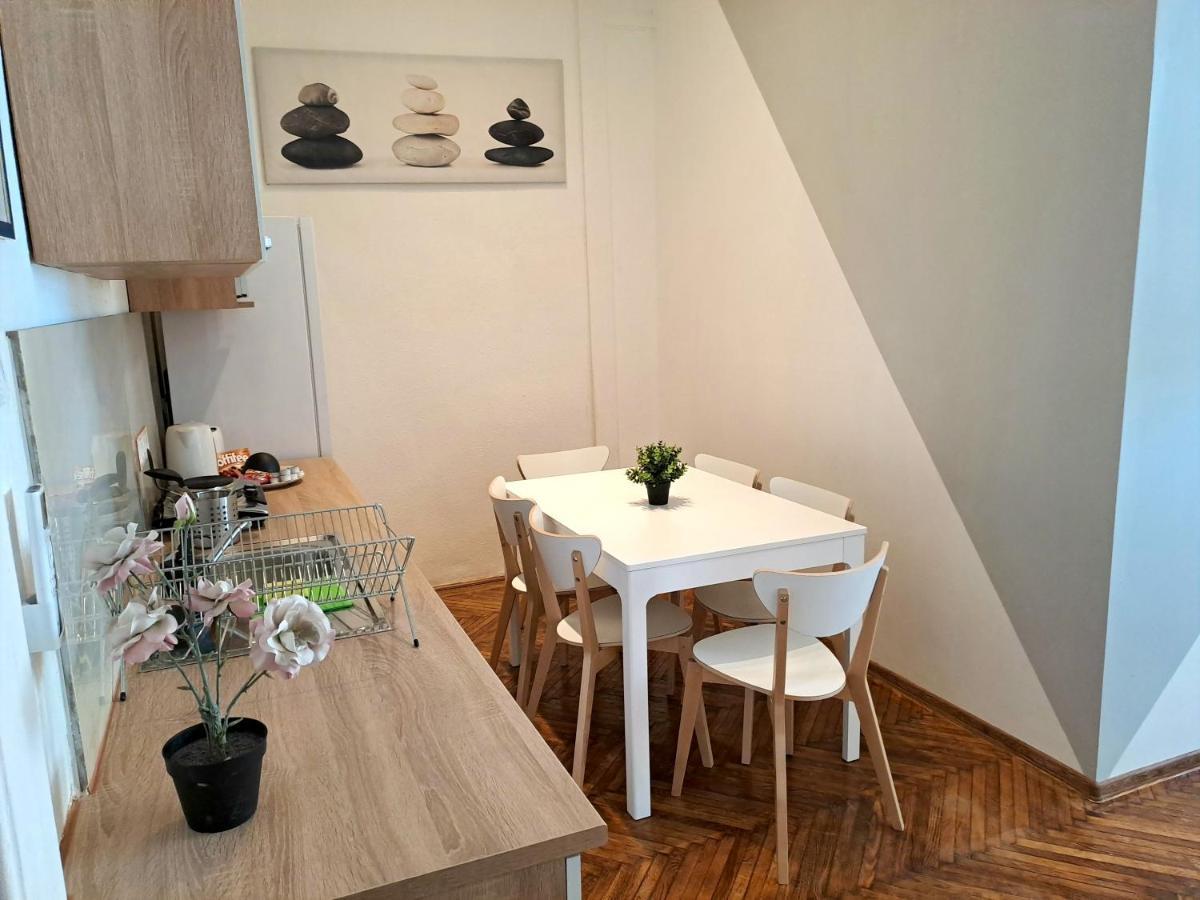 Emerald Apartment Boedapest Buitenkant foto